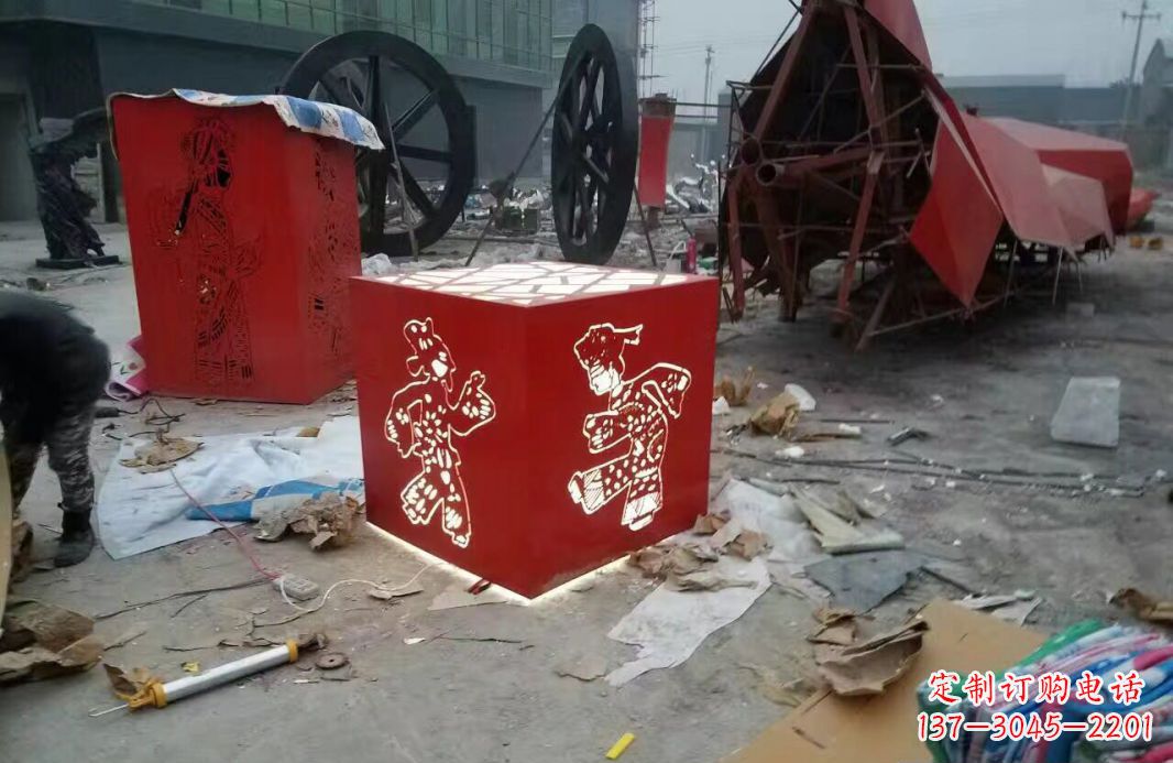 鹤壁高品质不锈钢皮影戏人物雕塑