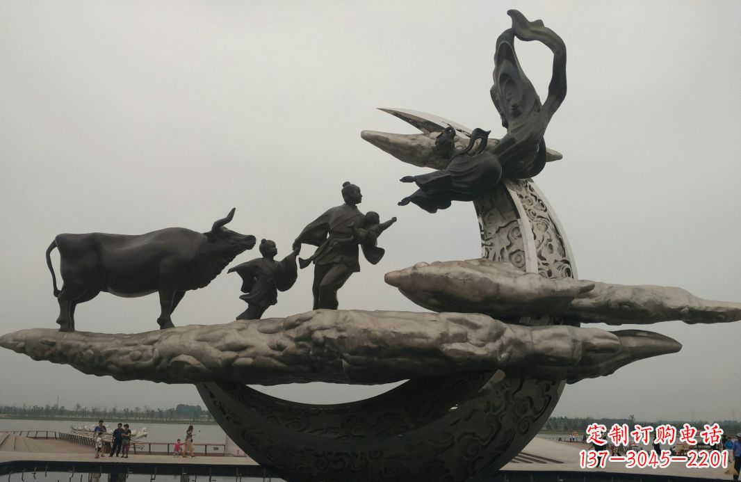鹤壁古典传说景观雕塑牛郎织女