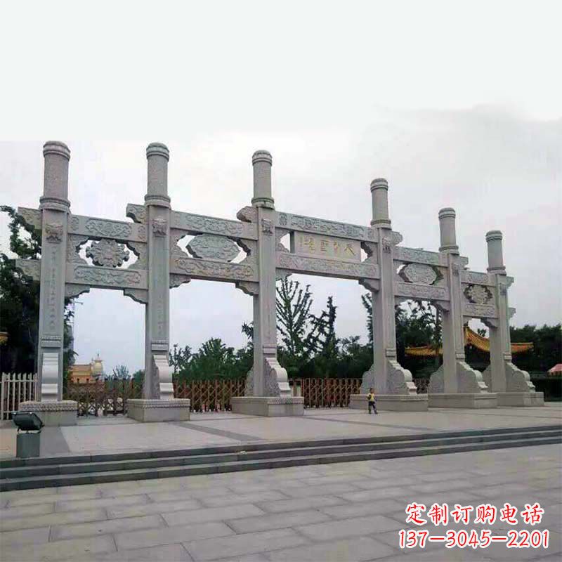 鹤壁精美牌坊雕塑,让公园大门更加精致