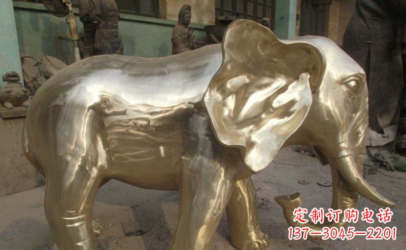 鹤壁中领雕塑精美的大象铜雕
