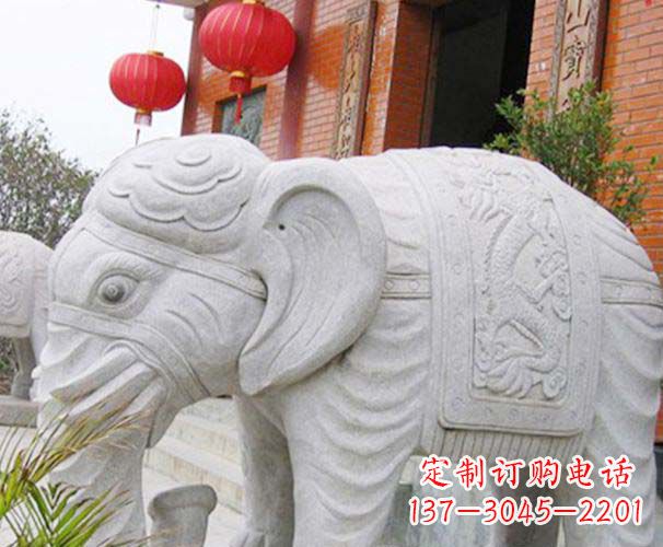 鹤壁泰坦巨型大象雕塑