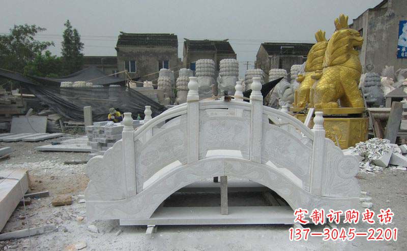 鹤壁精美的大理石拱桥雕塑