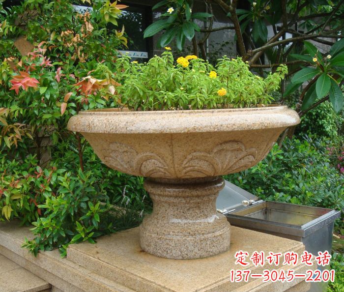 鹤壁雕塑花盆,精雕细琢