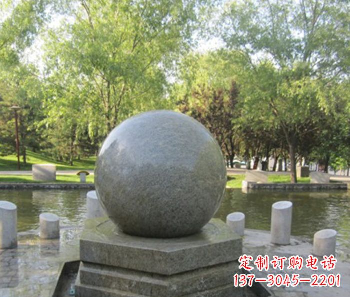 鹤壁悠久象征——精致风水球石雕