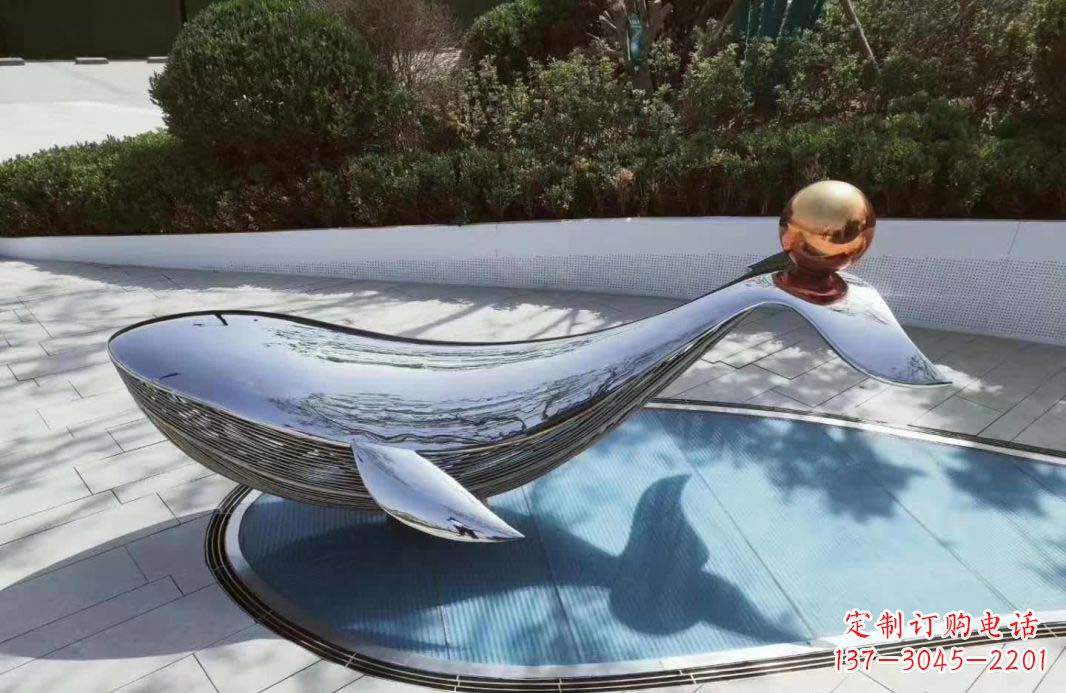 鹤壁公园镜面不锈钢海豚雕塑