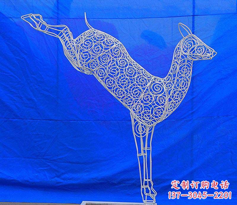 鹤壁中领雕塑梅花鹿不锈钢镂空雕塑