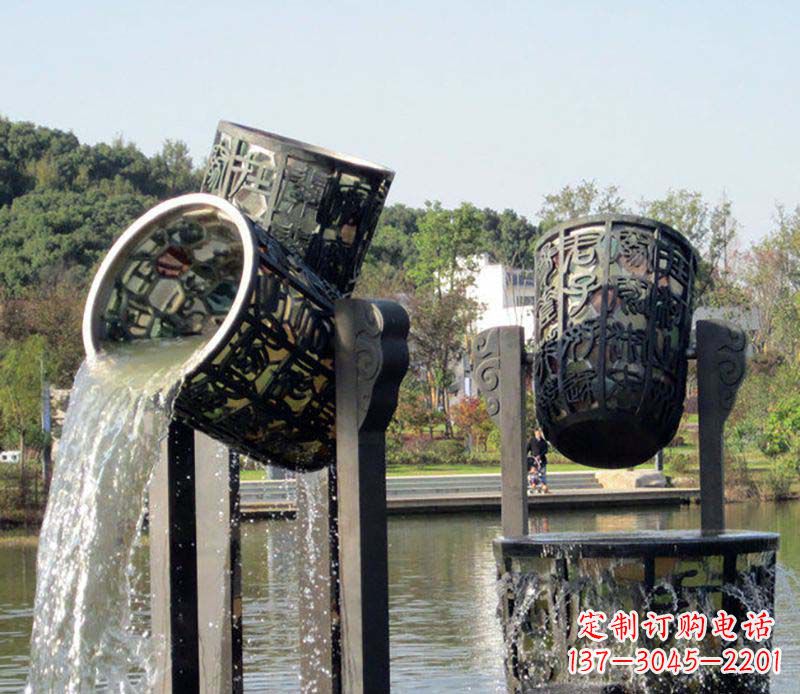 鹤壁精美的铜制公园水缸喷泉雕塑
