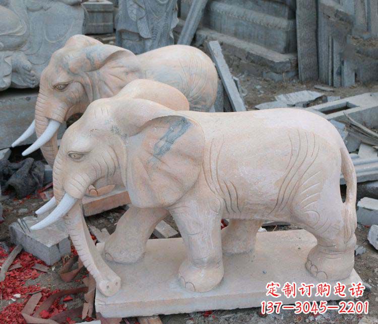 鹤壁雕刻出令人感动的那头大象定制公园晚霞红大象动物石雕