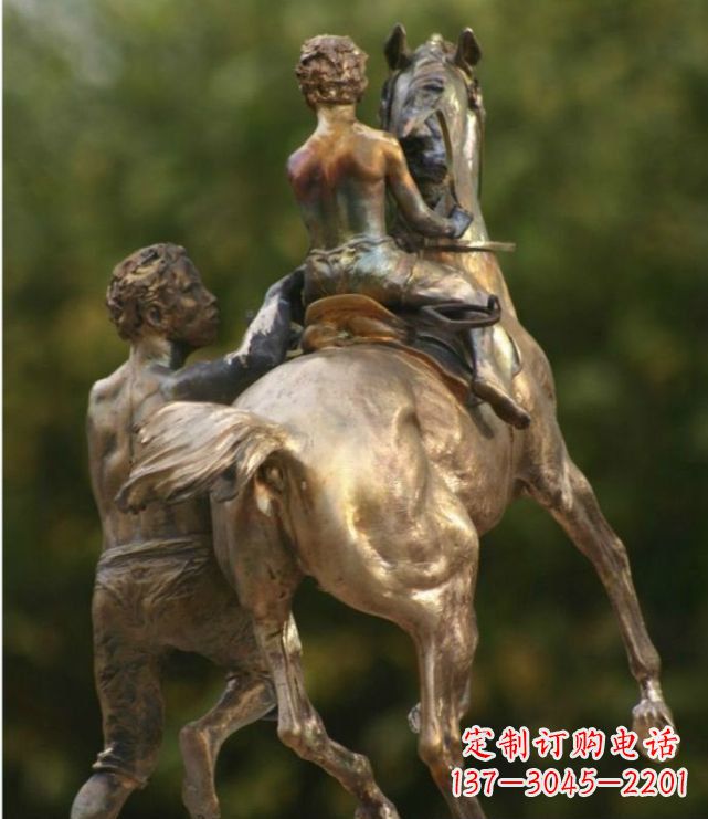 鹤壁浪漫无限,精致骑马铜雕