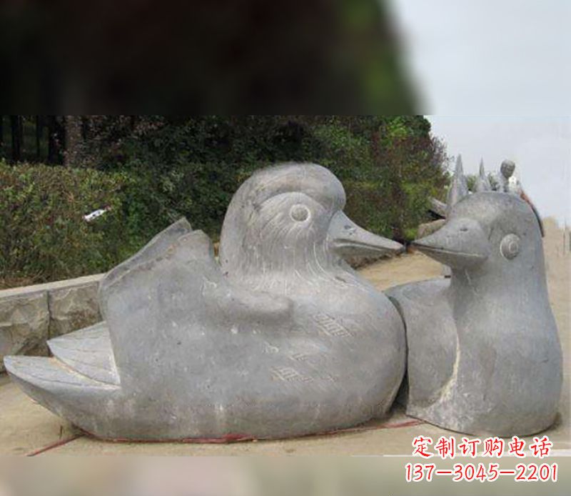 鹤壁中领雕塑传统鸳鸯石雕