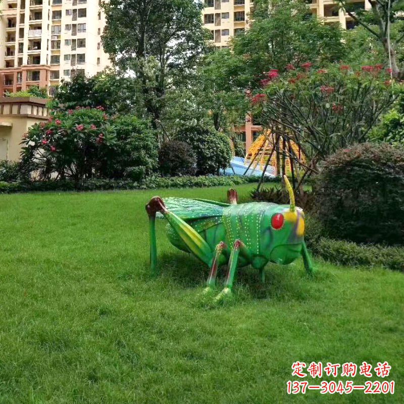 鹤壁公园园林草坪动物蝗虫雕塑摆件