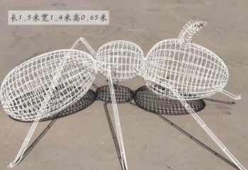 鹤壁美轮美奂的蚂蚁镂空雕塑