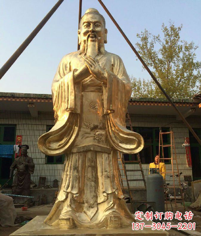 鹤壁孔子铜雕--象征传统智慧的艺术