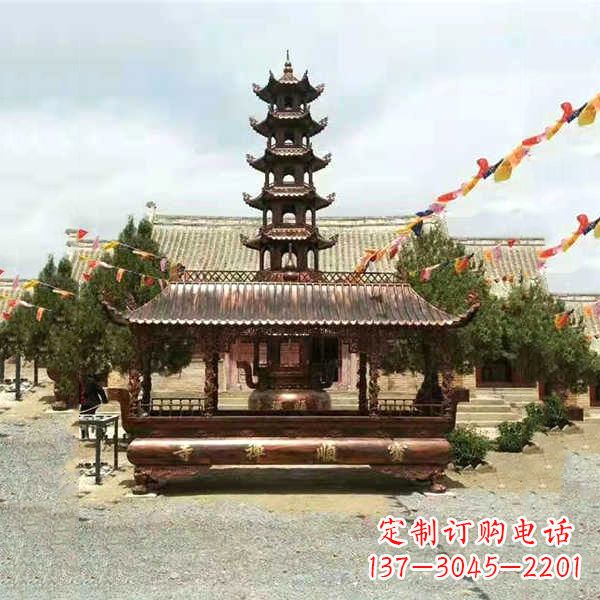 鹤壁古代铜香炉方形雕龙平底双耳