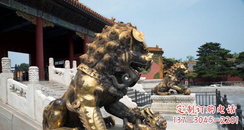 鹤壁黄铜狮子雕塑——象征着永恒的力量