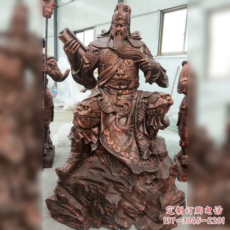 鹤壁文化历史写照:关羽夜读春秋雕塑