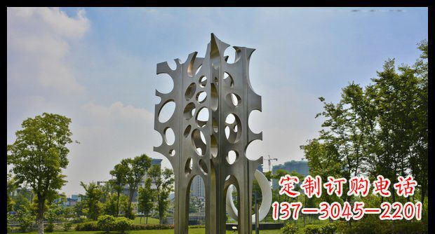 鹤壁广场不锈钢抽象松树雕塑