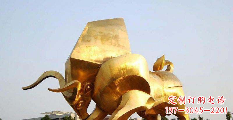 鹤壁广场抽象牛动物铜雕
