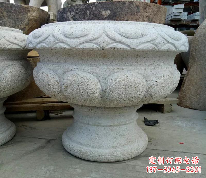 鹤壁广场大理石花盆雕塑 (2)