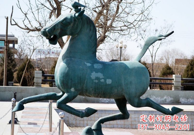 鹤壁艺术品马踏飞燕铜雕塑