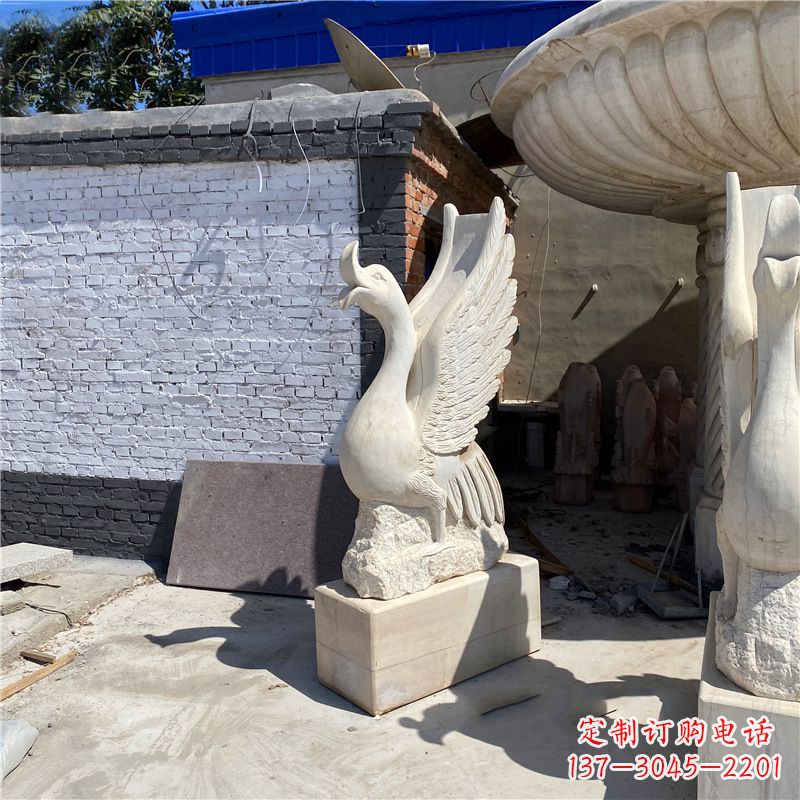 鹤壁中领雕塑艺术精致天鹅雕塑