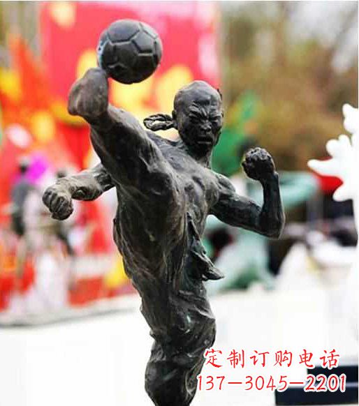 鹤壁足球雕塑:展现无限自由