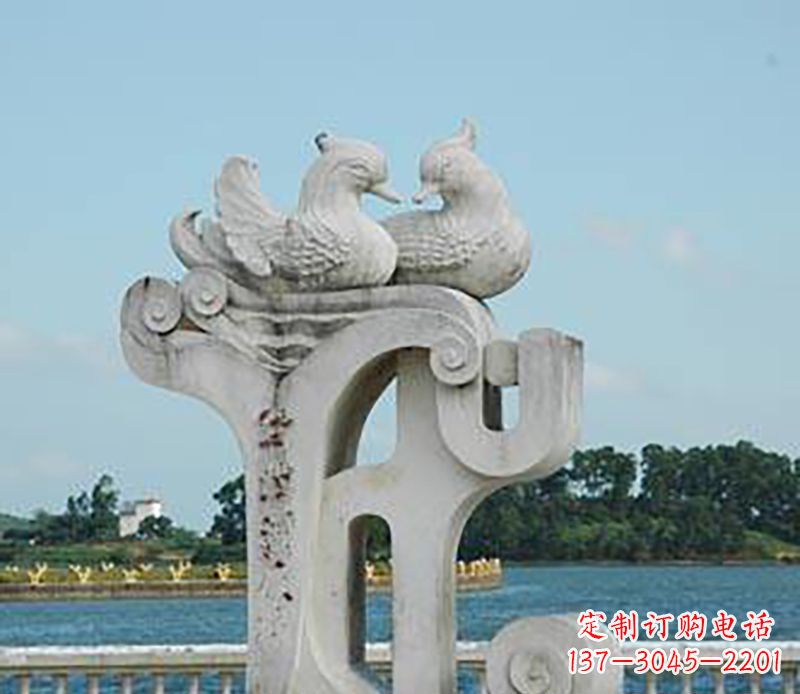 鹤壁海边石雕鸳鸯景观是由中领雕塑提供的一种非…