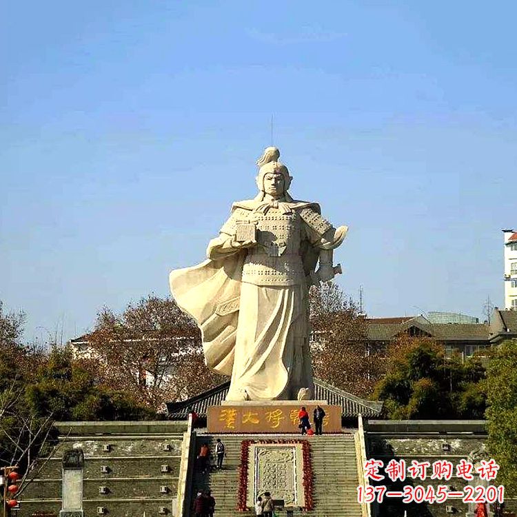 鹤壁韩信西汉军事家雕像,引领西汉文化风采
