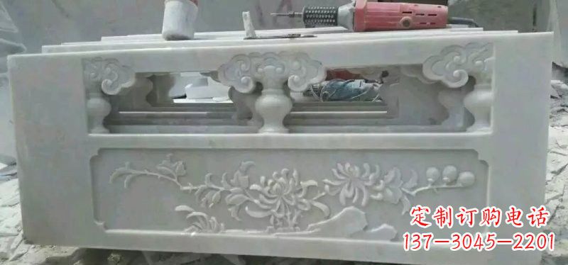 鹤壁汉白玉花朵浮雕栏板,精致深具视觉立体感