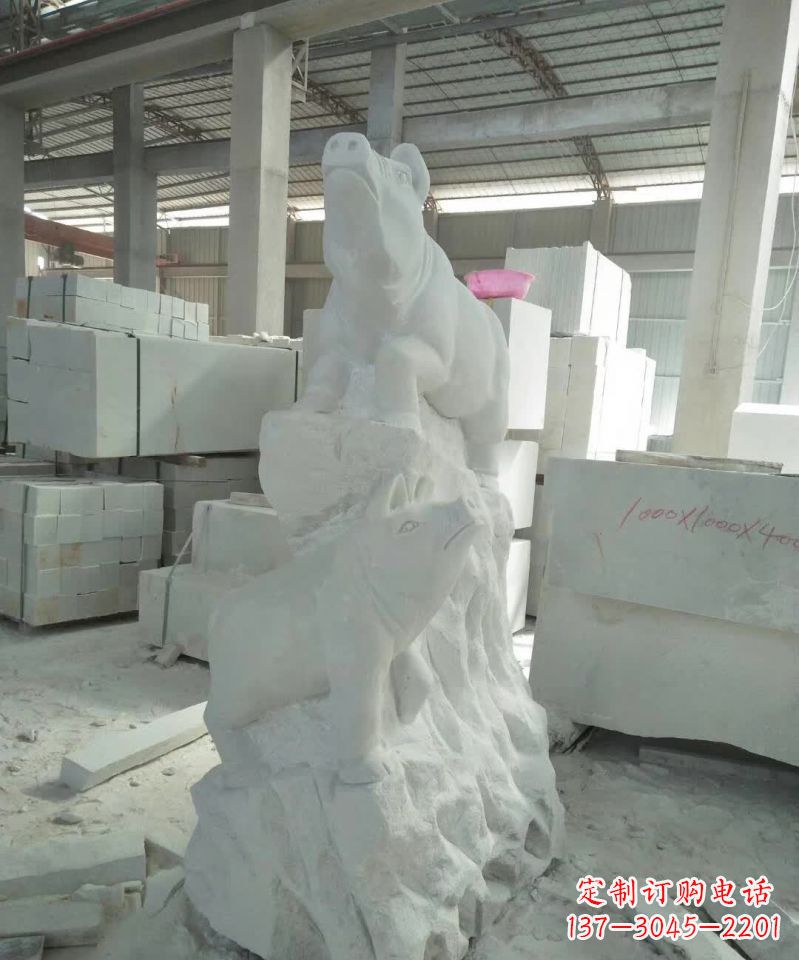 鹤壁瑞颜祥彩汉白玉生肖猪雕塑