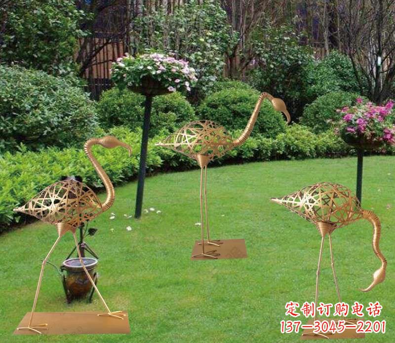 鹤壁逼真大型火烈鸟雕塑