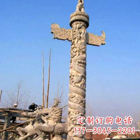 鹤壁象征古老华夏文化的华表柱子雕塑
