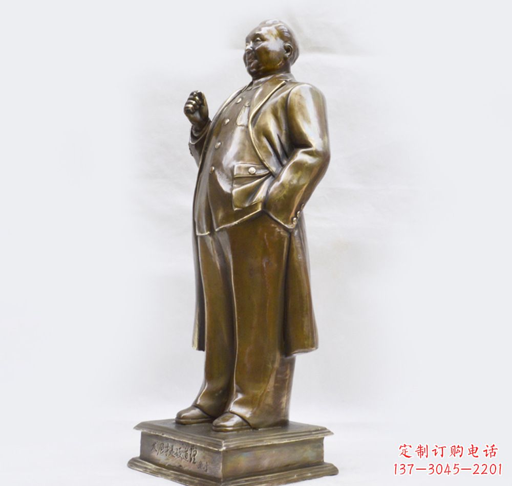 鹤壁黄铜铸造的邓小平伟人铜像