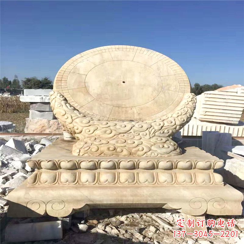 鹤壁优雅而古典的黄锈石日晷雕塑