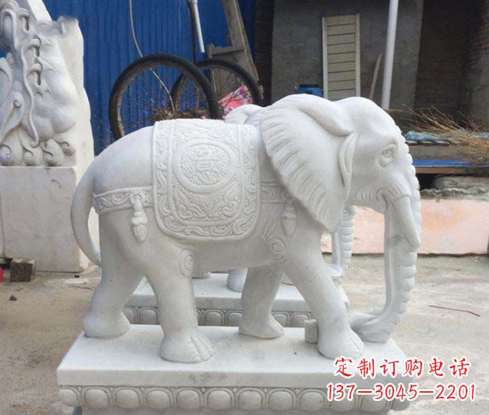 鹤壁精美大象雕塑,门口装点新灵感