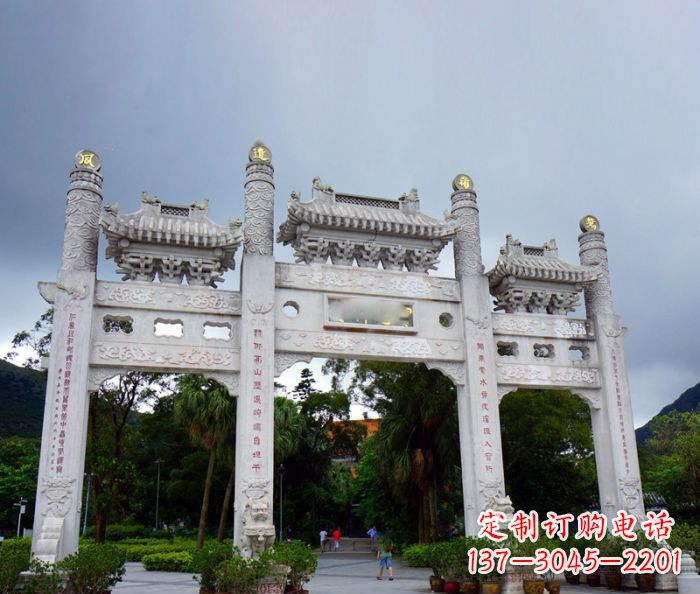 鹤壁景区三门牌坊石雕_1