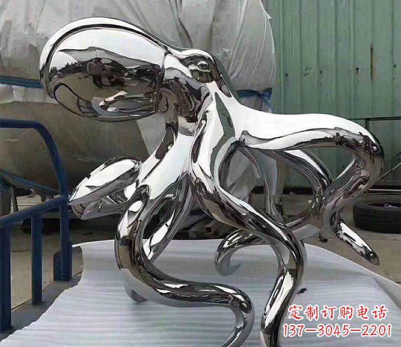 鹤壁精致华丽的镜面不锈钢章鱼雕塑