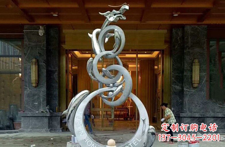 鹤壁中领雕塑高端定制不锈钢龙门雕塑