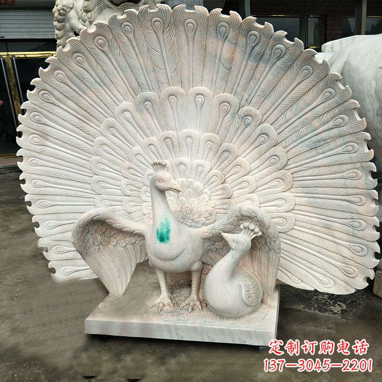 鹤壁汉白玉孔雀雕塑,传统工艺精致塑造