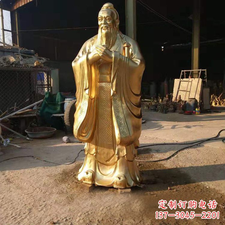 鹤壁以孔子为精髓的青铜雕塑