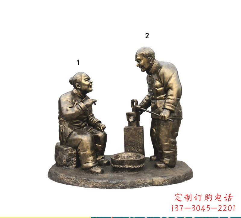 鹤壁质朴传神的老人铜雕