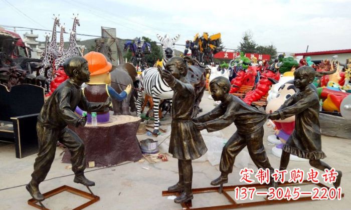 鹤壁老鹰捉小鸡儿童嬉戏铜雕