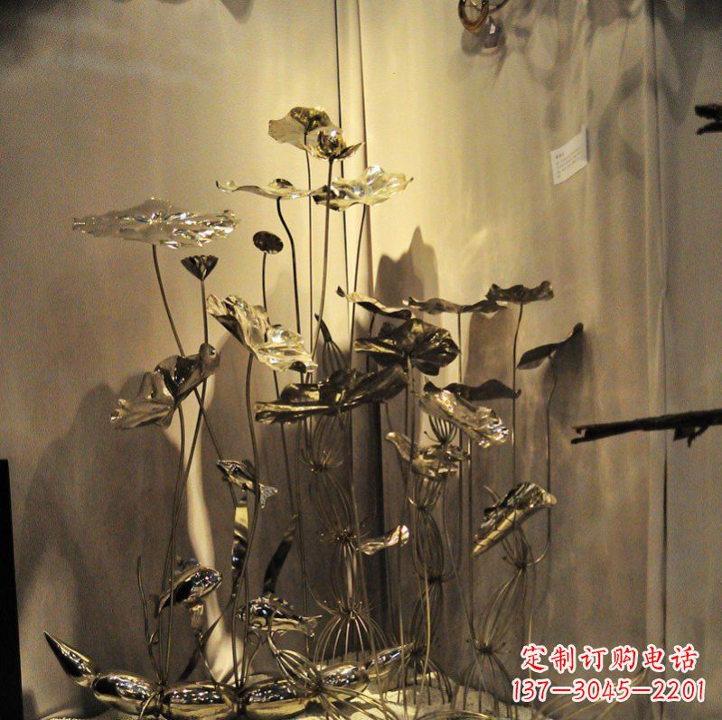 鹤壁莲花雕塑-造型优雅,精致美观