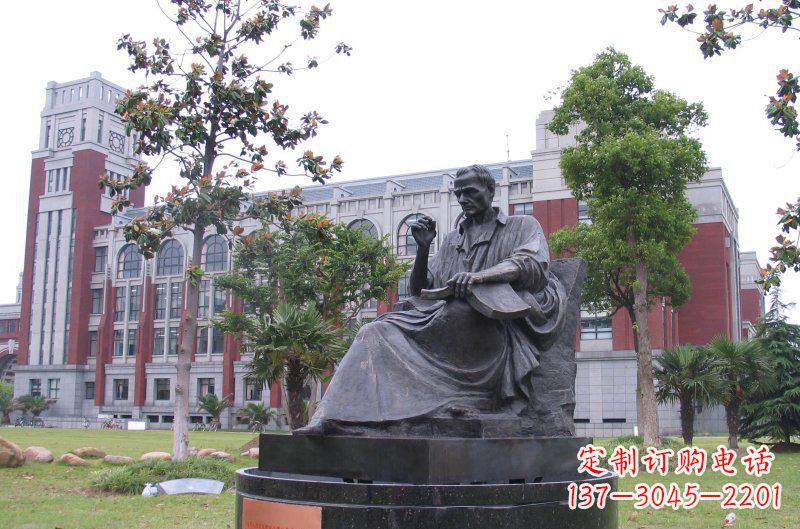 鹤壁卢梭西方名人铜雕由中领雕塑定制,是一款完…