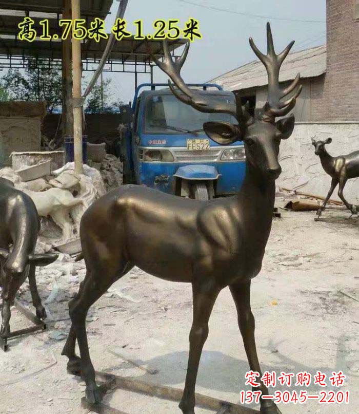 鹤壁艺术精美,高品质鹿铜雕塑