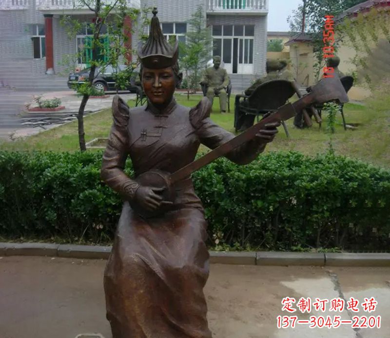 鹤壁蒙古族女人演奏公园人物铜雕