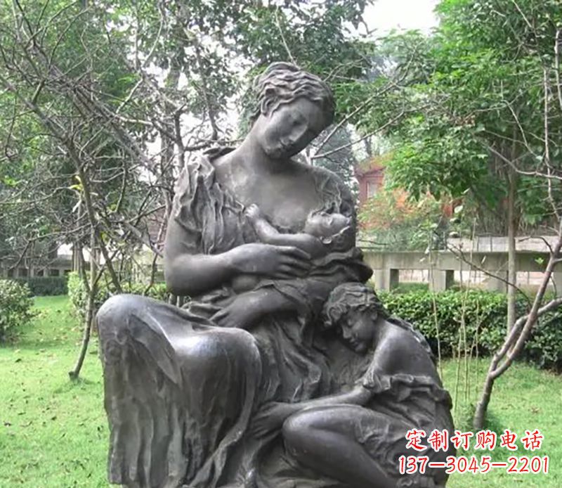 鹤壁铸造母爱——母亲铜雕塑