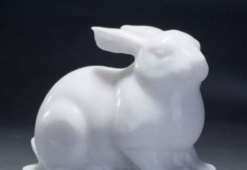 鹤壁精致汉白玉兔子雕塑