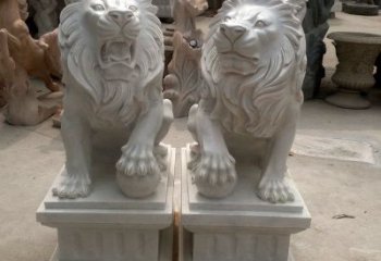 鹤壁汇丰狮子石雕塑，装点商业场所的象征