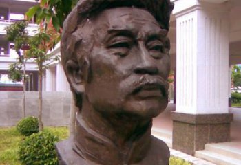 鹤壁荣耀鲁迅，铸就永恒的铜像